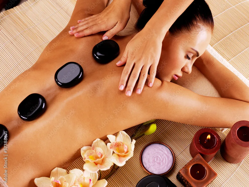 Massage aux Pierres Chaudes